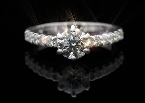 Avior Engagement Ring — view 12