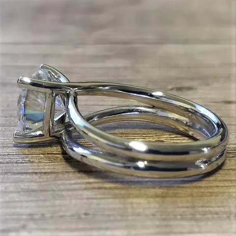 Sargas Engagement Ring — view 10